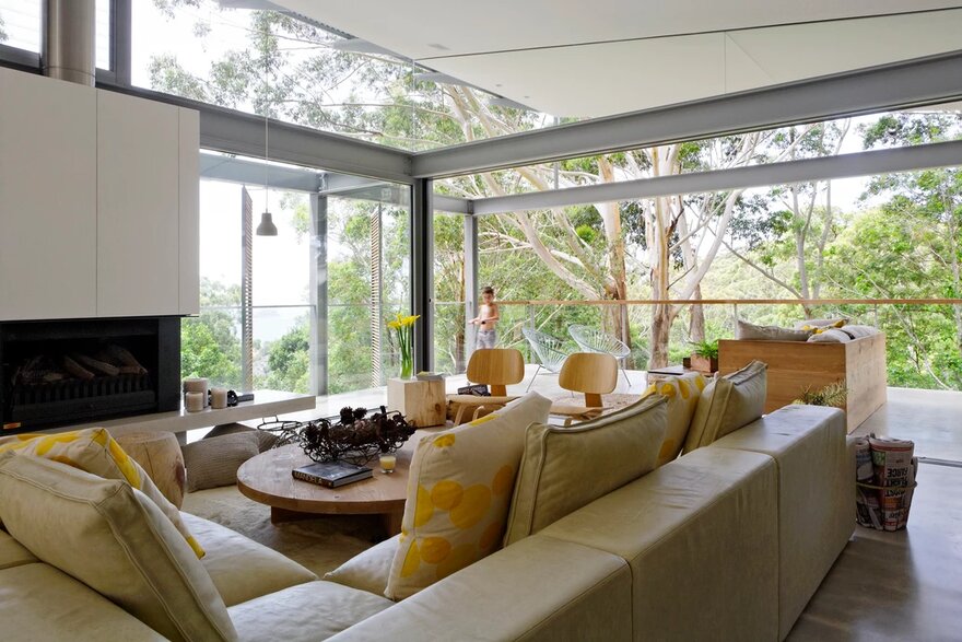A Casual Holiday Home Along the Australian Coast: Avoca Weekender-12