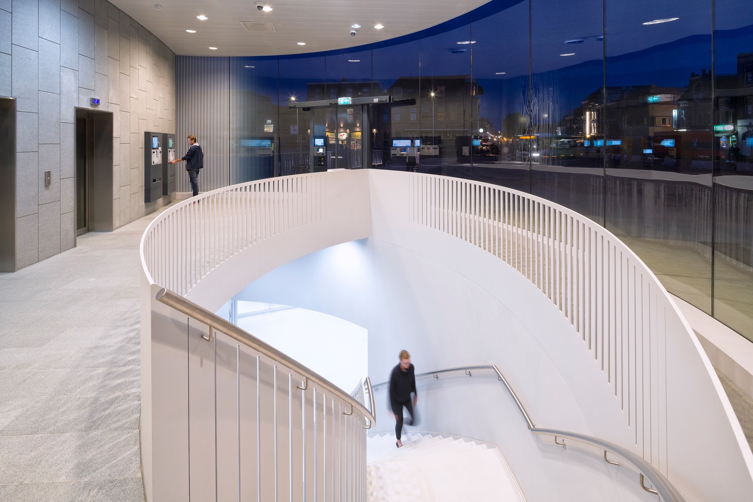 拉默市场停车场-58