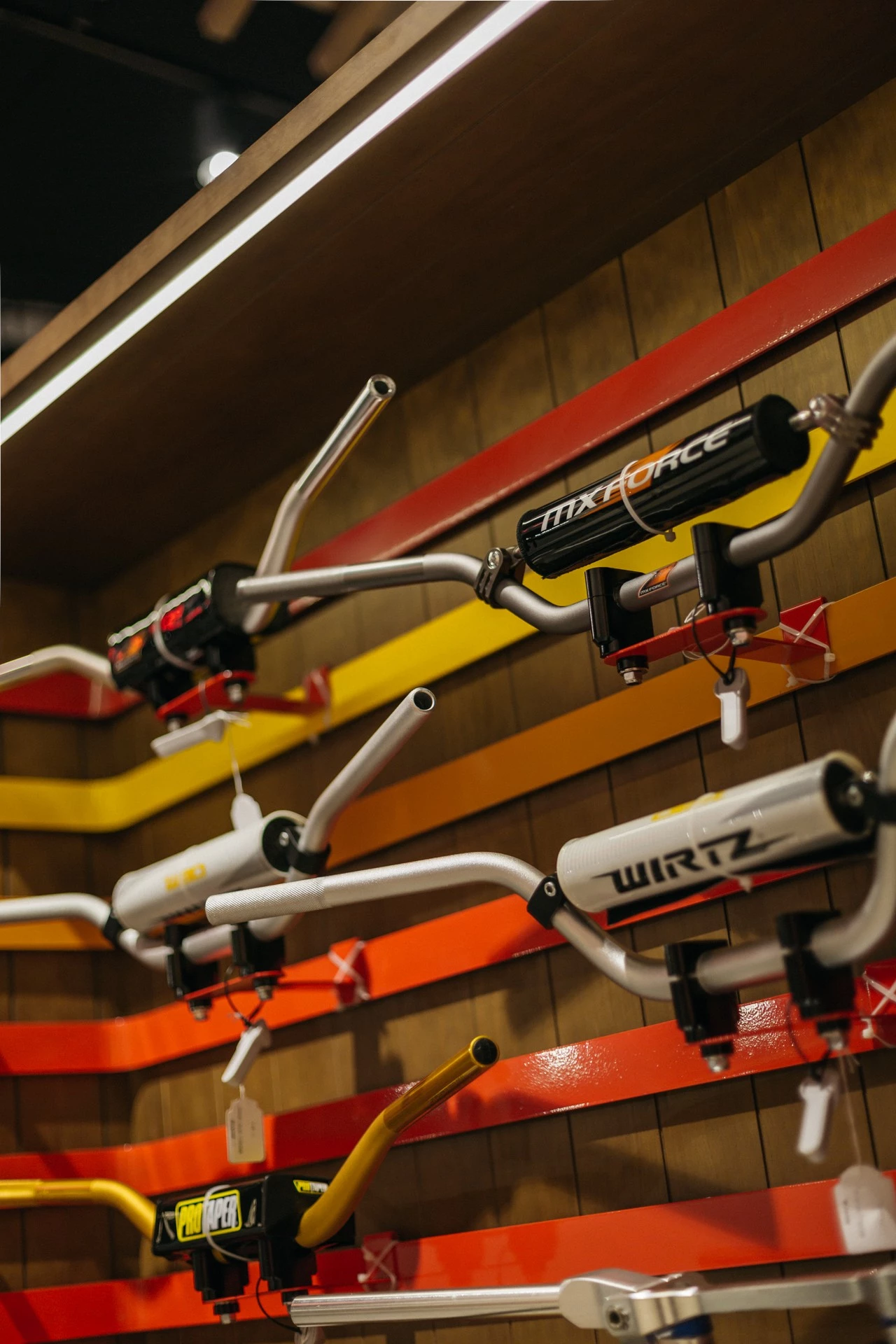 摩尔多摩 · 石设计-24