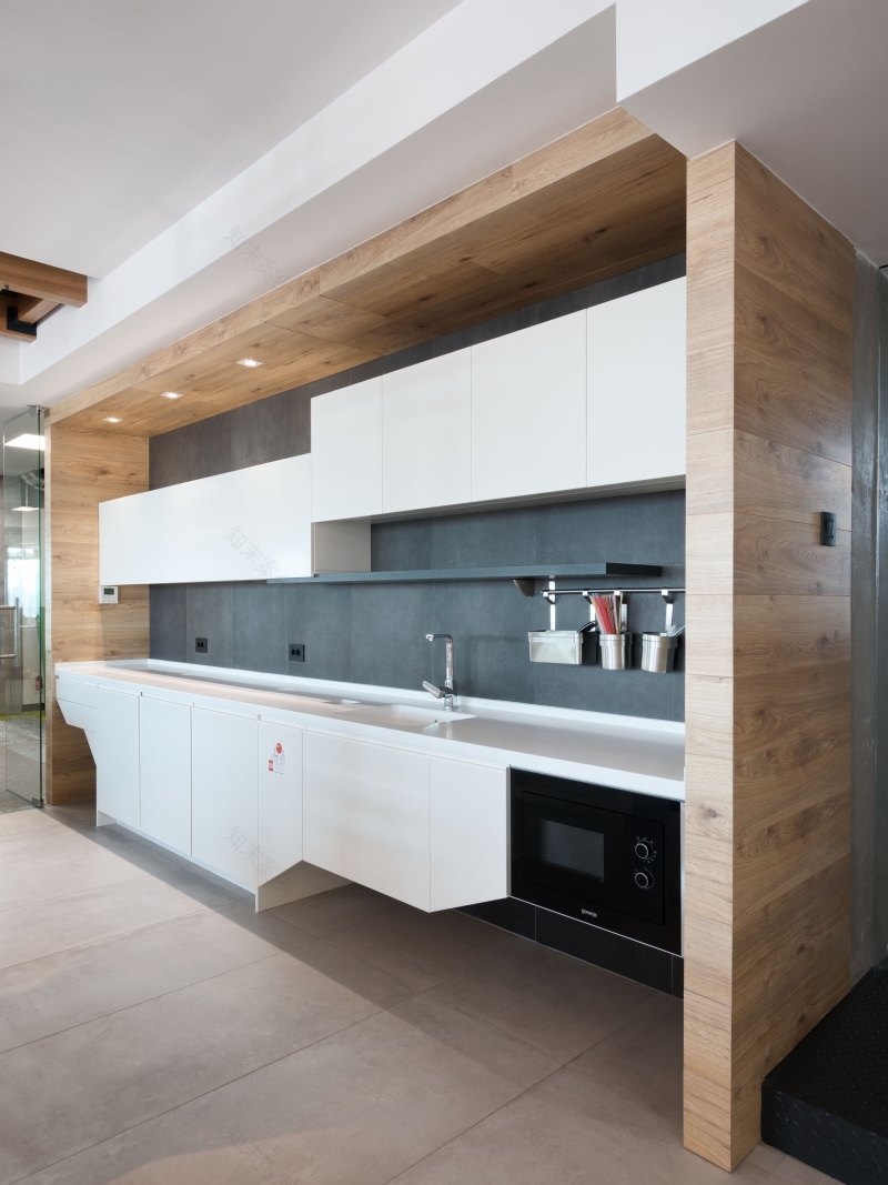 诺维萨德Vega IT软件公司室内装修-33