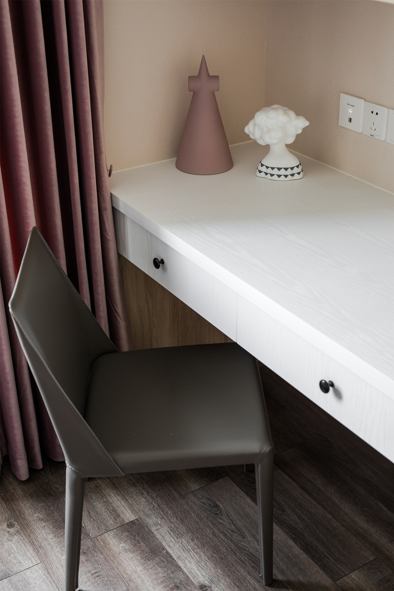 现代轻奢鼎泰花园之家-36