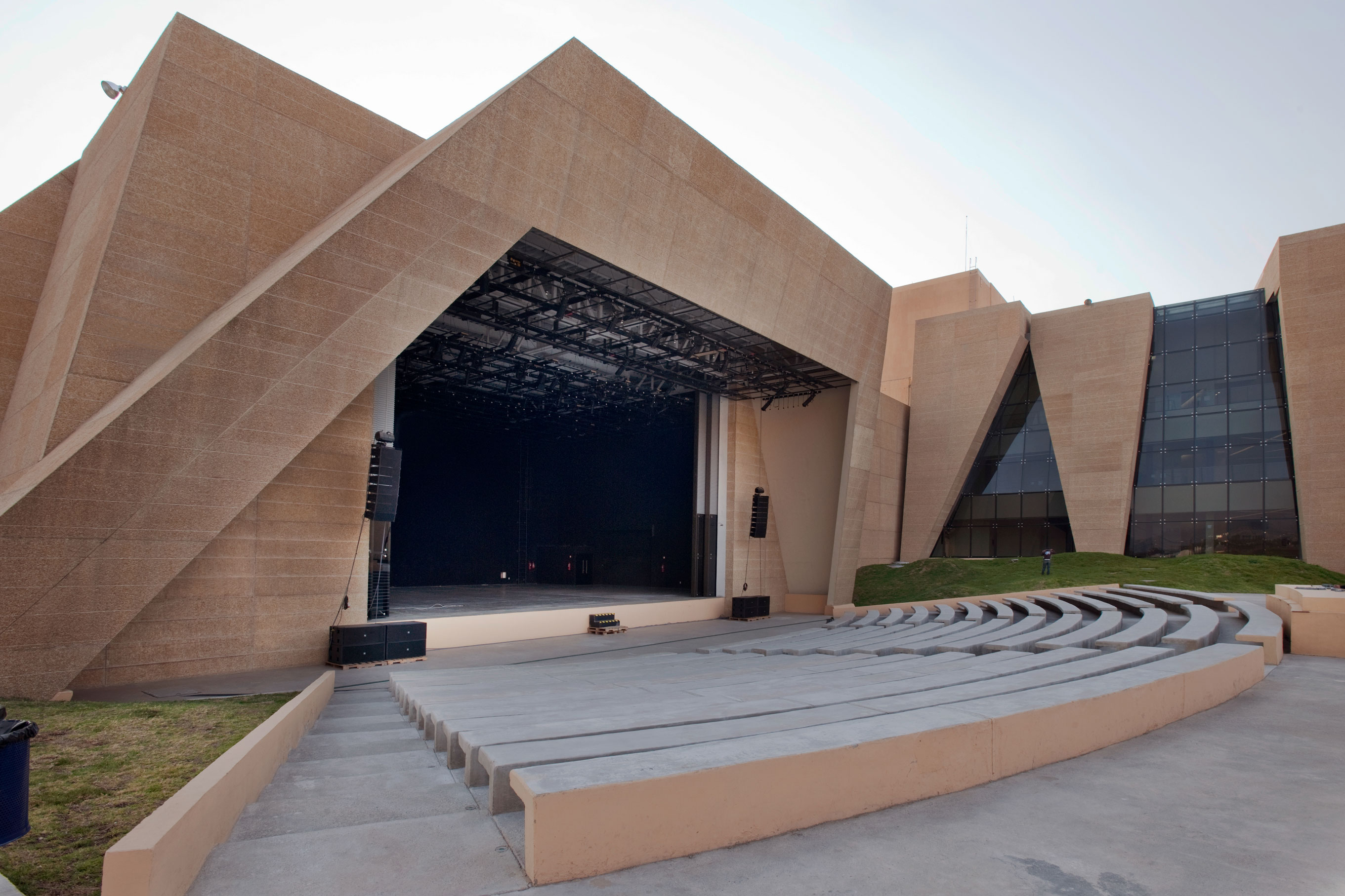 墨西哥娱乐中心设计先锋 | Moyao Arquitectos-9