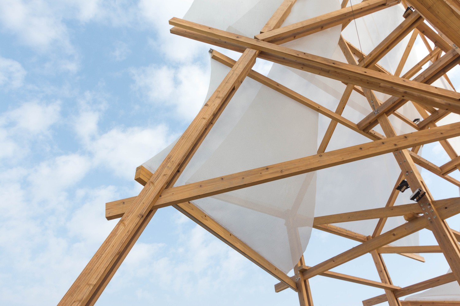 实木船帆构筑农渔城镇繁荣景象-15