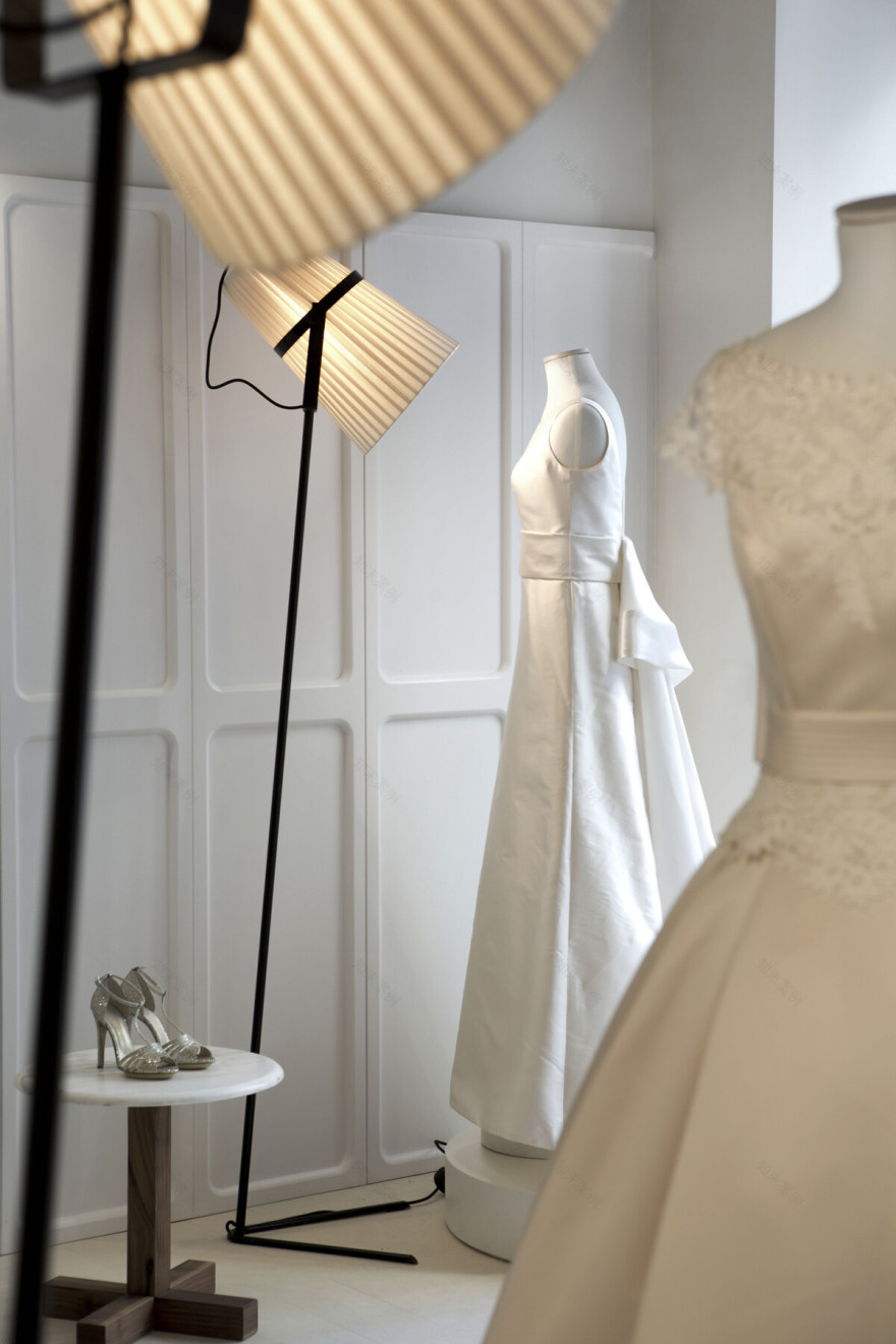 WHITE LE SPOSE 婚纱店-11