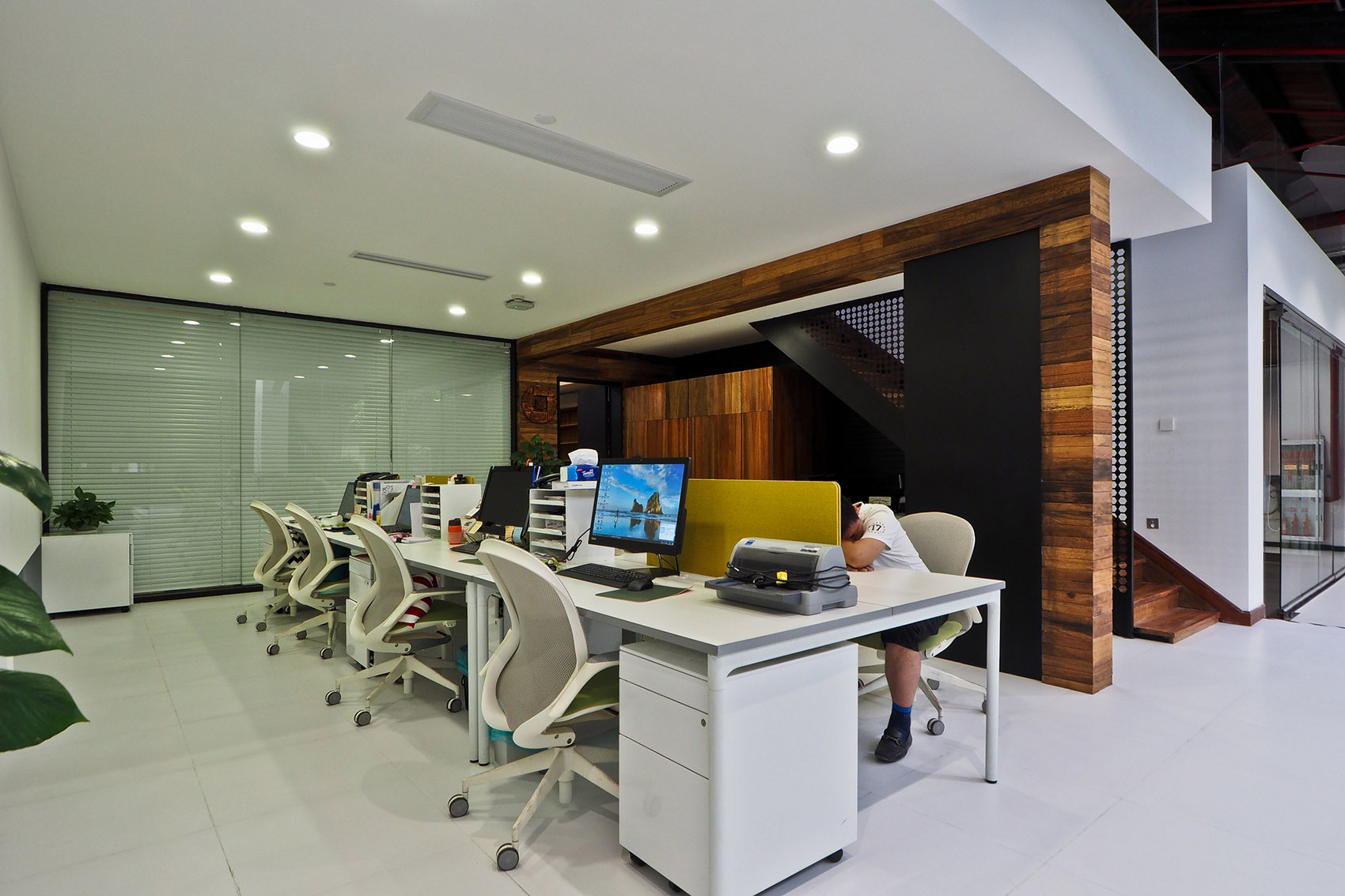 一艘悬浮的“战舰” & 幸福码头8号楼空间改造项目,上海 / 杜兹设计-64