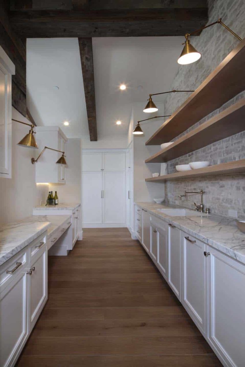 Craftsmans Farmhouse created by Brandon Architects to provide a beautifully blended and unique family experience near the seaside 由BrandonArchitects创建的CraftsmansFarmhouse，在海滨附近提供完美的混合和独特的家庭体验。-5