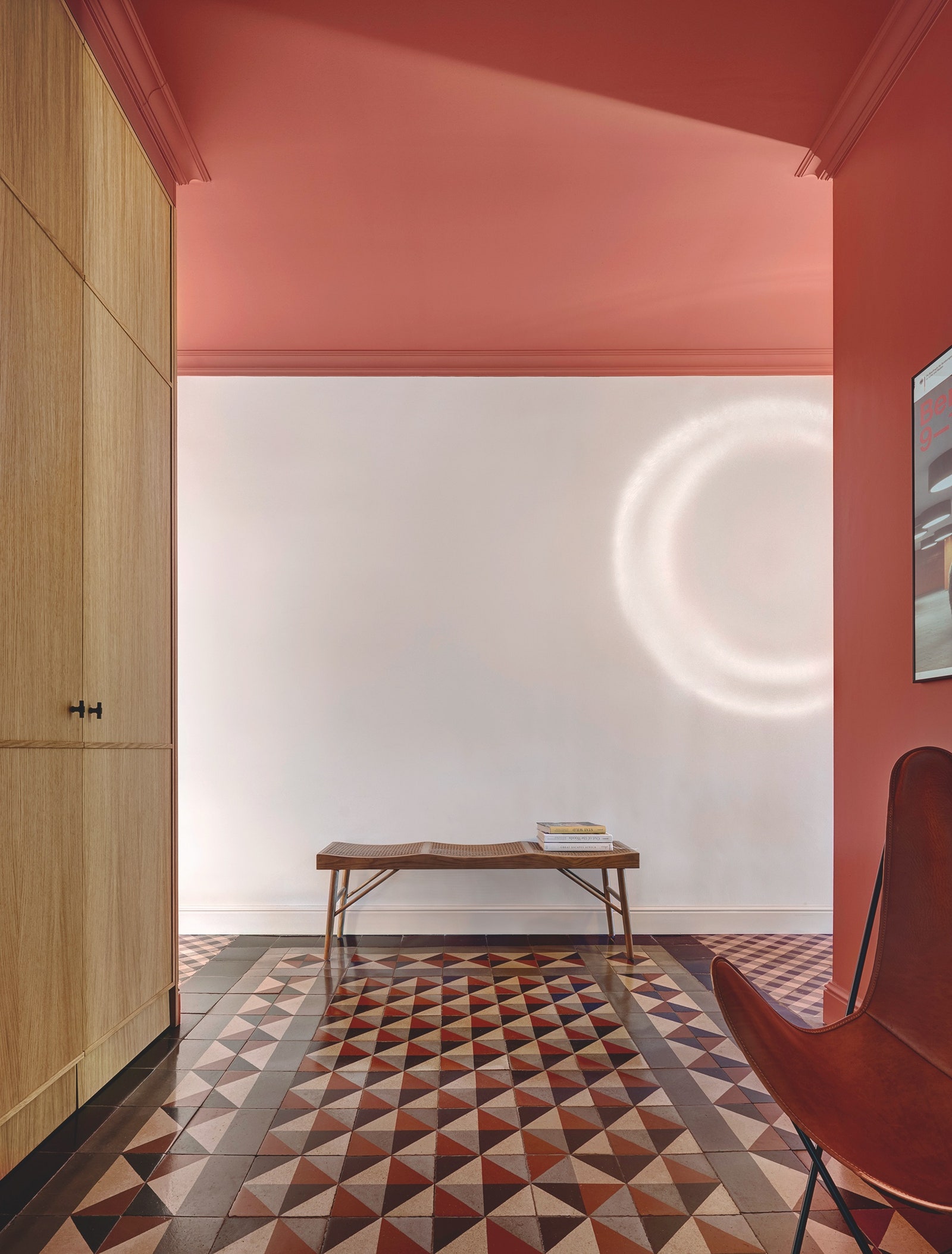 西班牙设计师 Carme Pardo 打造多彩活力巴塞罗那公寓-24