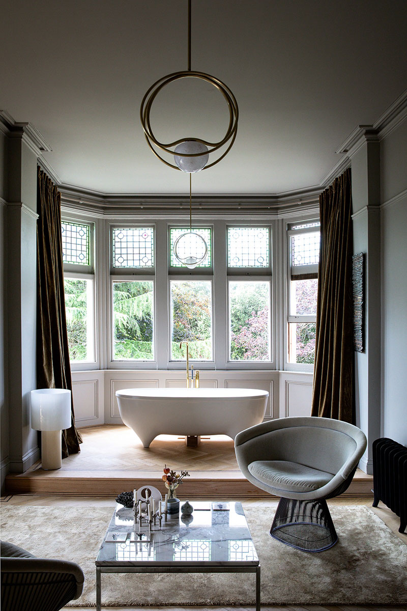 英式维多利亚风格混搭艺术新潮，浪漫卧室尽享窗外美景-8