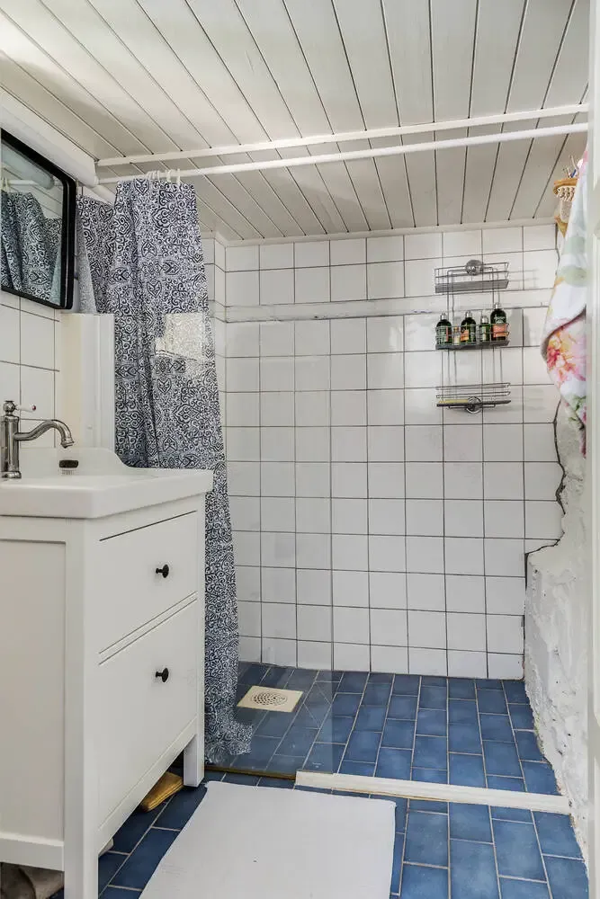 "瑞典 Mollösund 小镇,57m2 红色小木屋的温馨魅力"-13