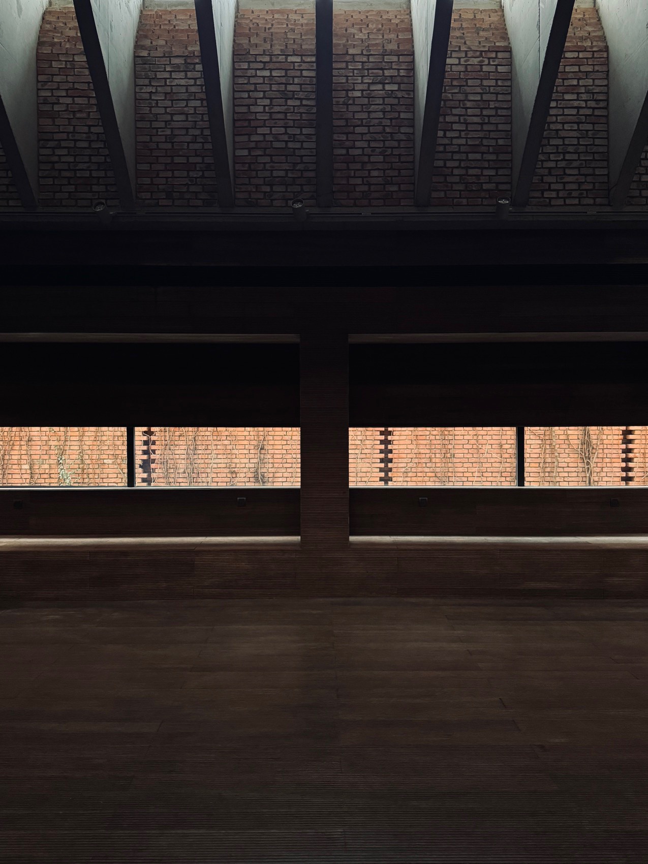 红砖美术馆手机摄影作品，北京 / Kun-33