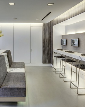 房屋中介，DOUGLAS ELLIMAN丨Grade New York