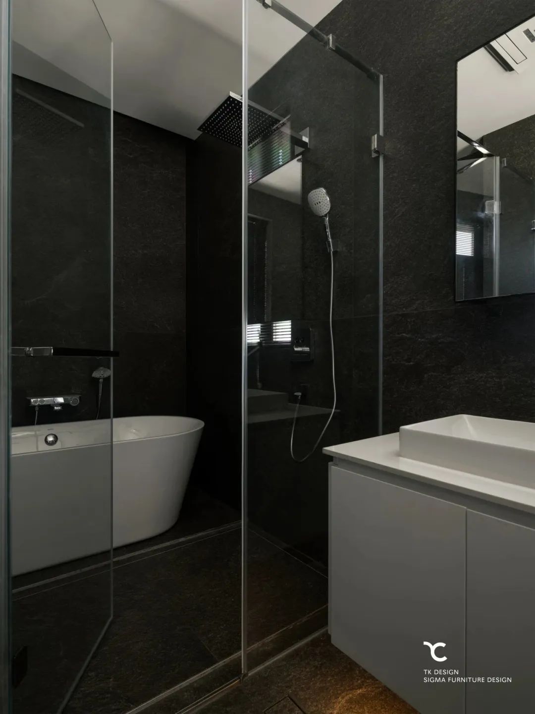 黑白灰的现代轻奢 · 龙悦湾别墅设计丨TK 设计&之和家居-65