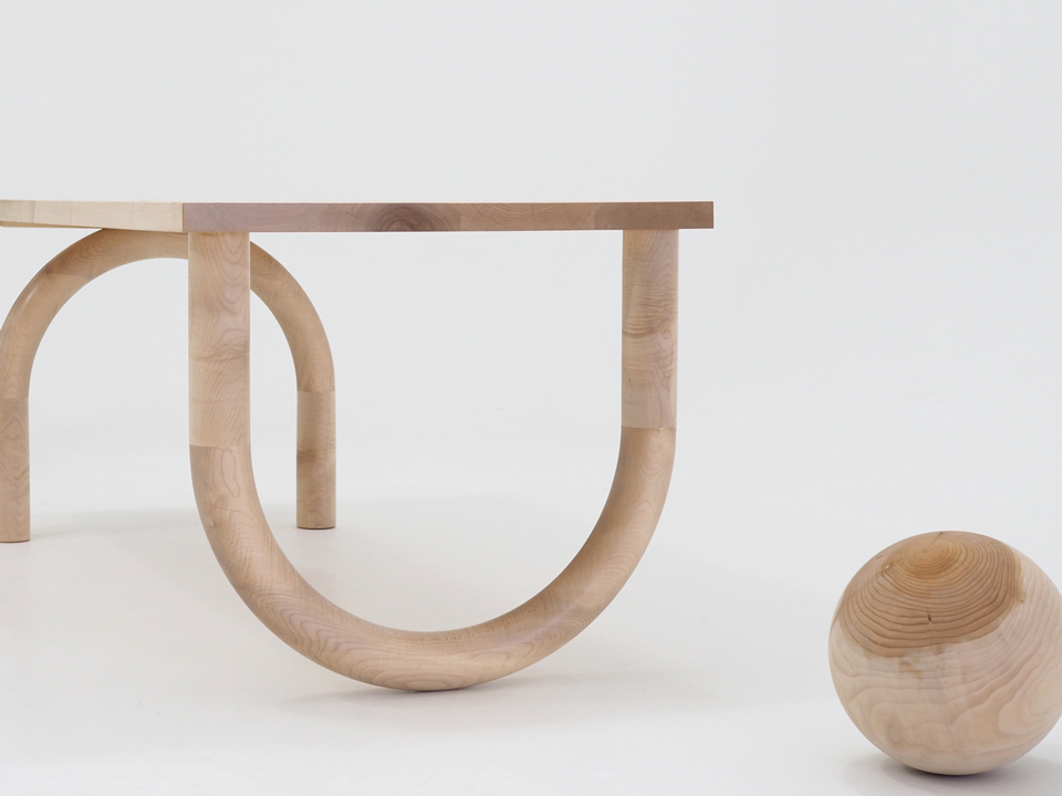 触感非凡的家庭主题餐桌-7