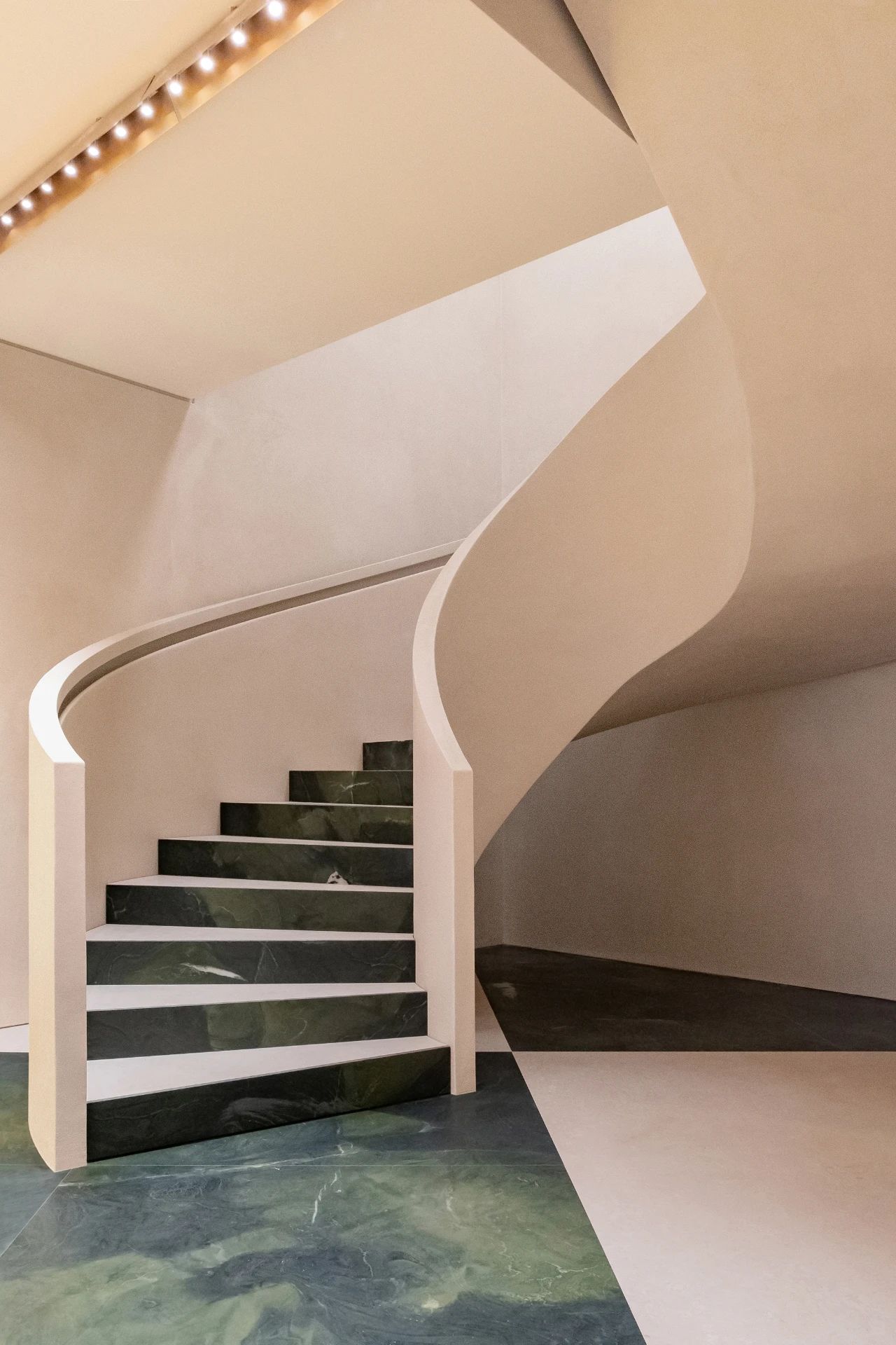 无形的本质丨意大利米兰丨Andrea Tognon 建筑设计工作室-24