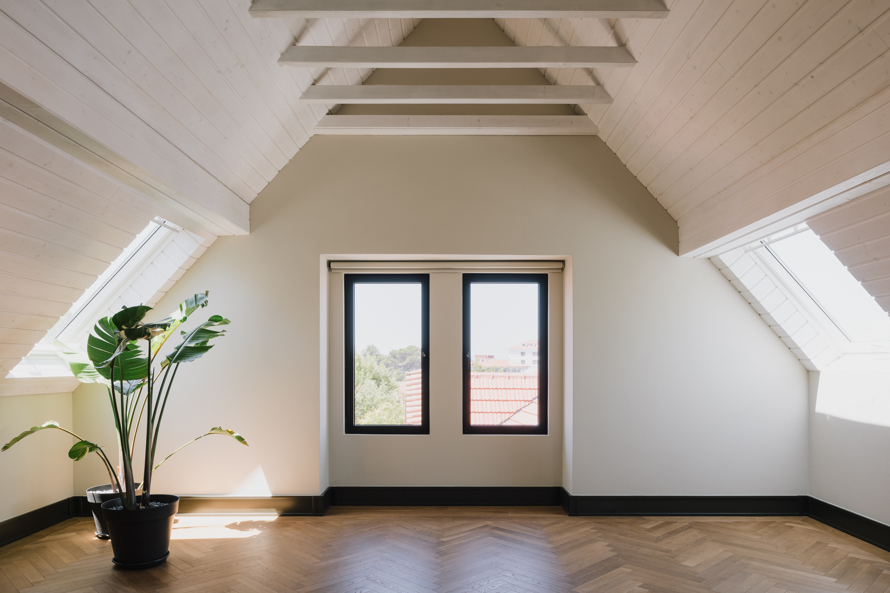 葡萄牙 Monte Estoril 海岸别墅设计-19