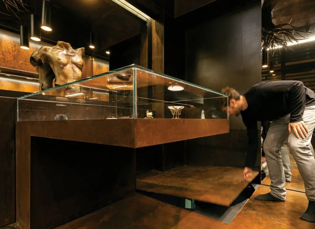 马拉马拉纳基斯珠宝店设计丨希腊雅典丨Eleftherios Ambatzis-29