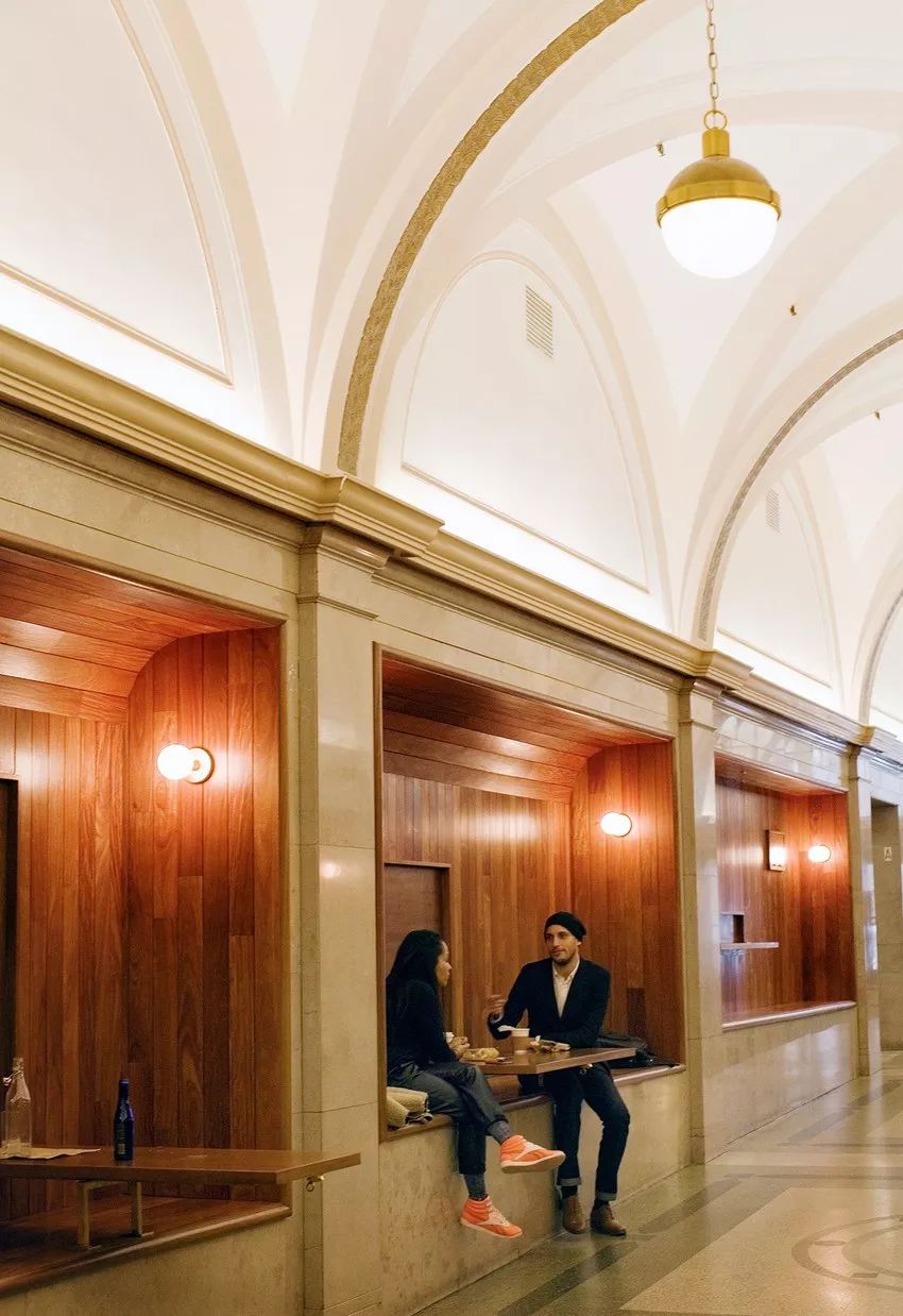 藏身在老建筑里的面包店-9