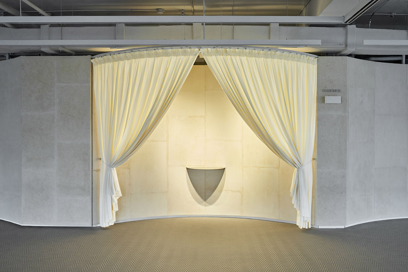 Fourher女装展厅丨中国上海丨乔和桥治建筑实验室-21