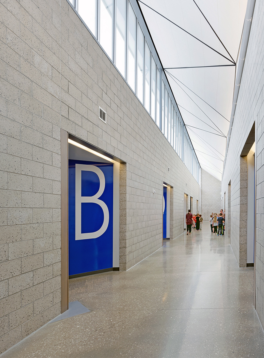 Missouri 乡村小学扩建,展现社区凝聚力-7