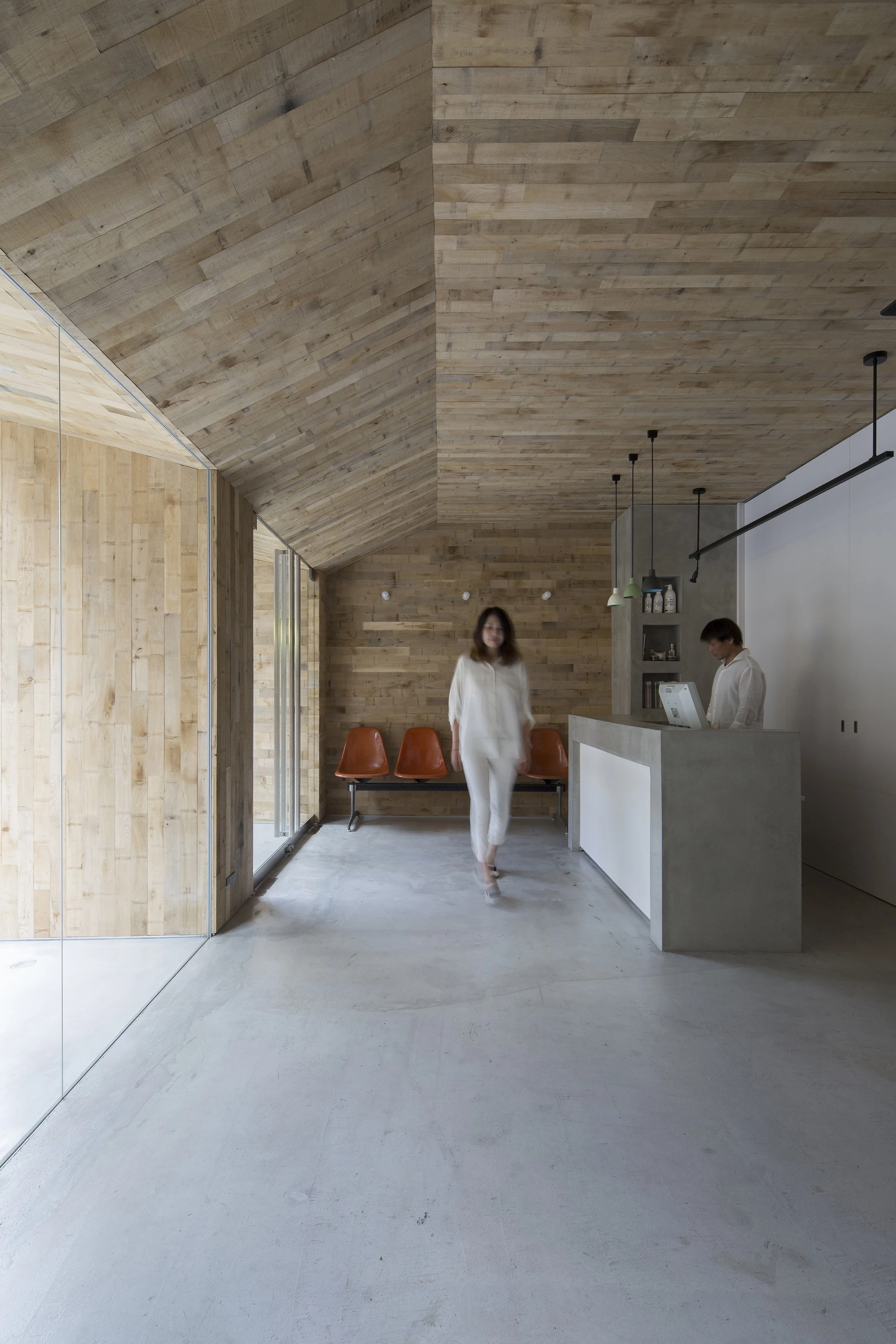 大阪"洞穴"发廊-13