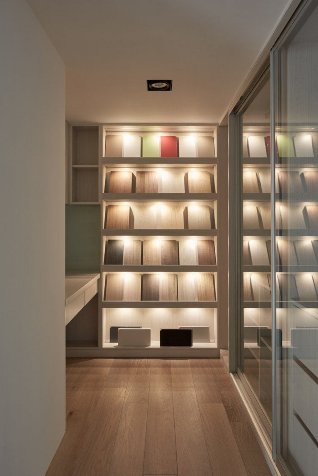 茂系亚信义旗舰概念馆  曾建豪建筑师事务所-12