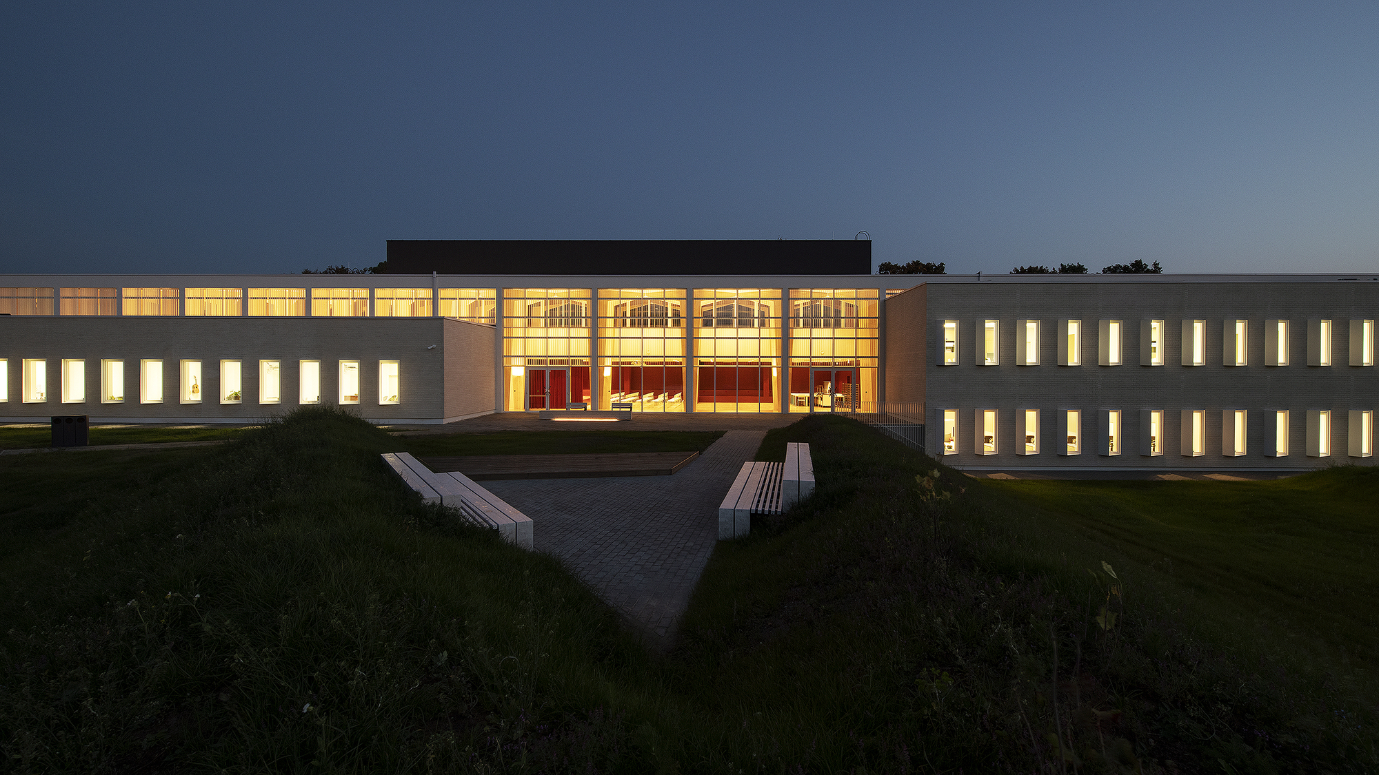 塔比韦雷基础学校丨Arhitekt Must-30