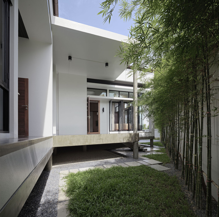 Pichai House  Kittiya Architects-11