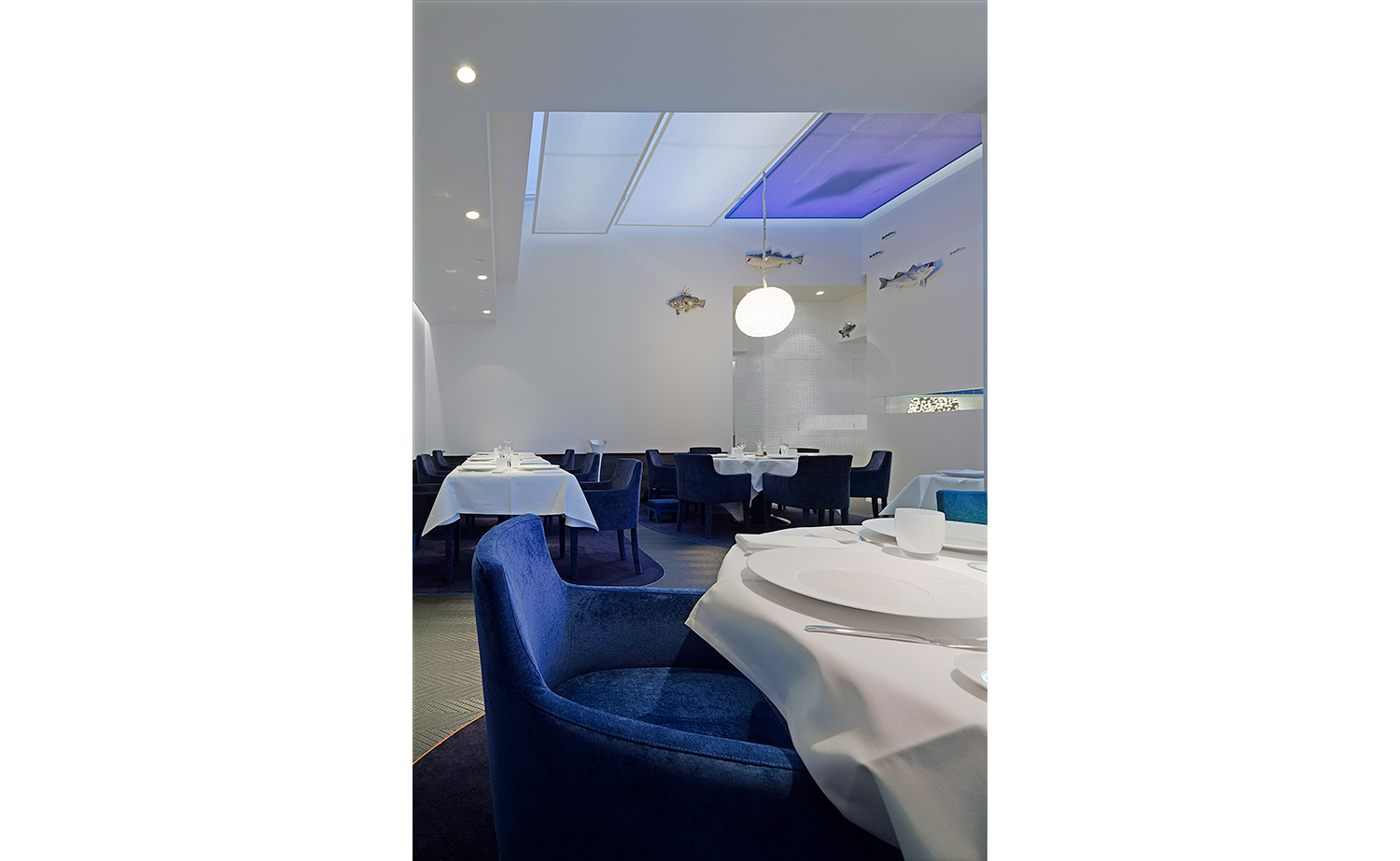 巴黎海伦餐厅——现代与传统交融的美食空间-3