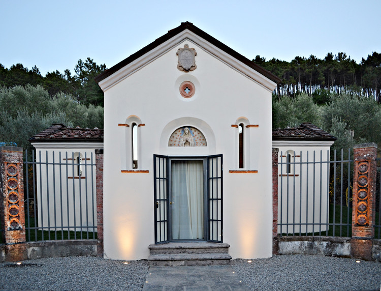 Chapel Suite Albergo Villa Marta  O2 Studio-1