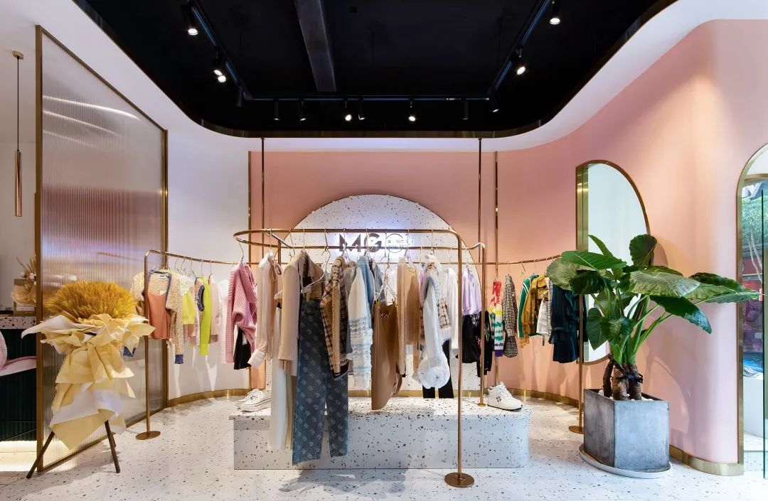 云南安宁轻奢时尚服饰店丨中国云南丨余得水-22