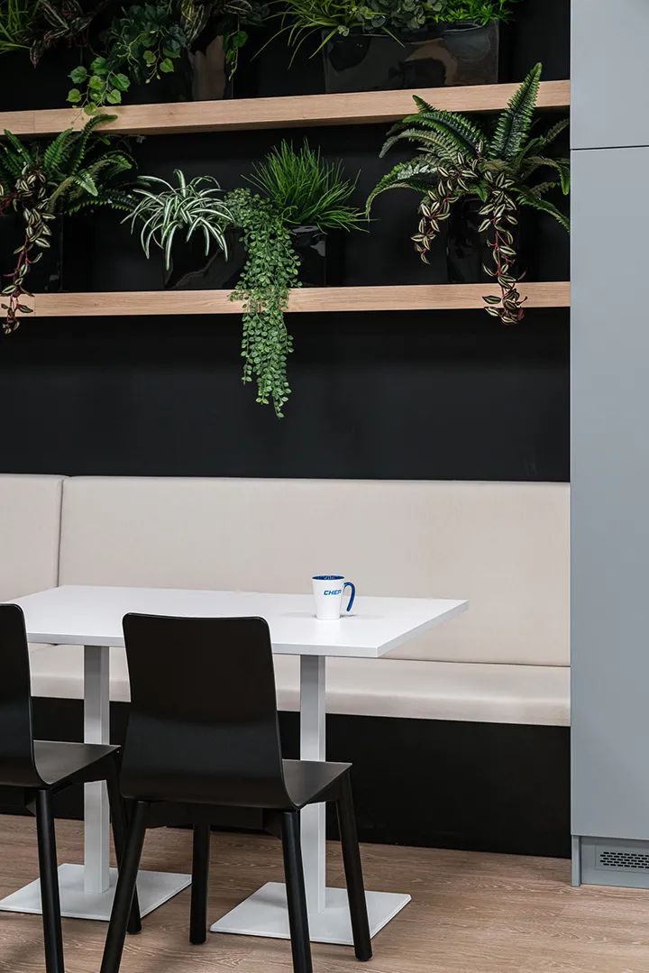 1400㎡制造公司总部办公空间,优雅精致灰的工业风设计-51