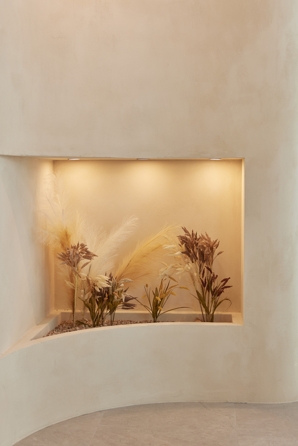 白色与木质，打造温馨的 27 平米公寓-20