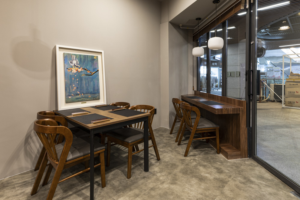 13 坪小空间打造时尚艺术氛围-7