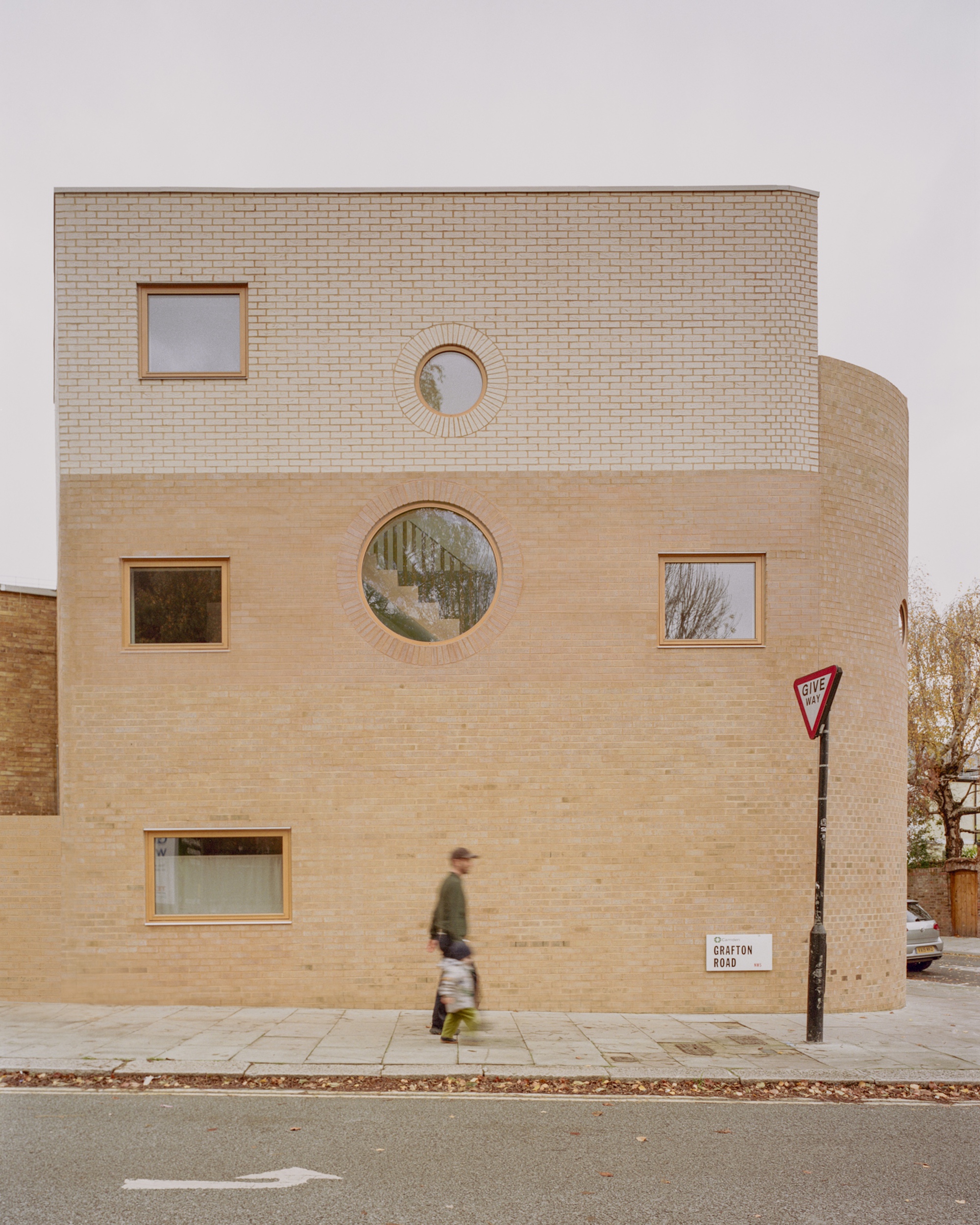 润达大厦（注：Runda可音译为润达，House常见可译为大厦，具体需结合实际情况，若Runda有特定含义，可能需调整） 丨英国丨Nikjoo Architects,Flawk-11