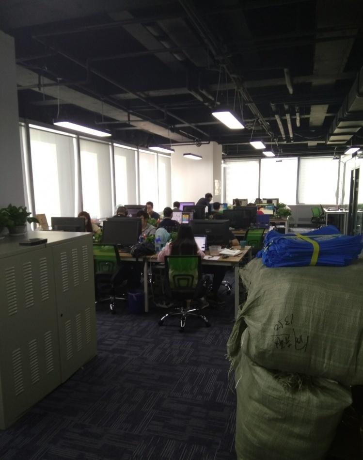 
铁西万象汇733网络办公室 -4