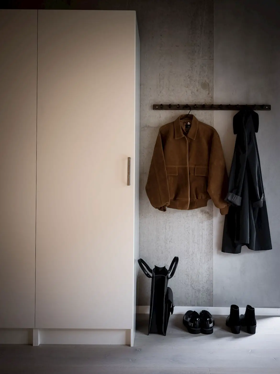 工业风 46m²小户型，原始混凝土墙的独特魅力-17