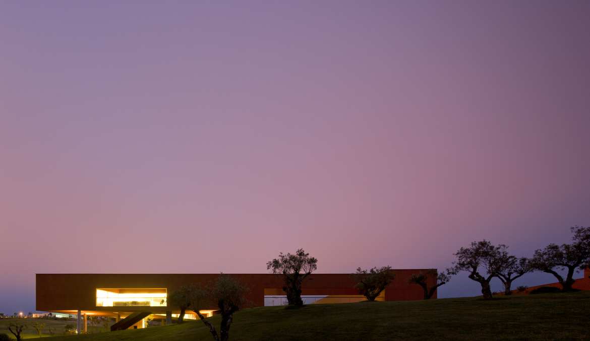 昆塔多博姆苏塞索别墅群丨葡萄牙丨Carrilho da Graça arquitectos-10