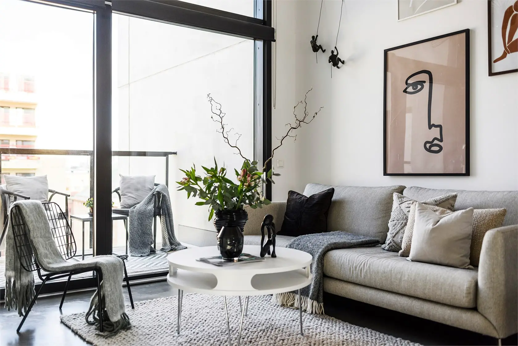 小户型大变身 | 34m2 屋顶露台打造明亮舒适家居空间-2