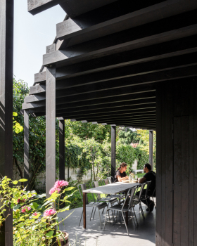 比利时紧凑住宅丨Atelier Janda Vanderghote
