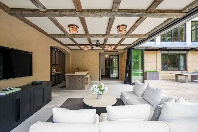 马萨诸塞州韦斯顿：藏在自然里的赖特式艺术豪宅-41