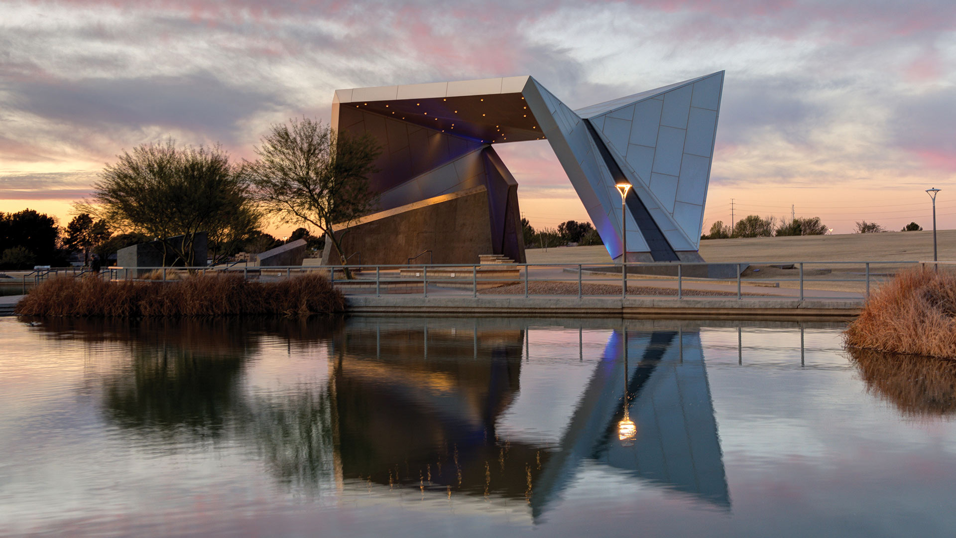 吉尔伯特地区公园圆形露天剧场丨Acuity Brands-5