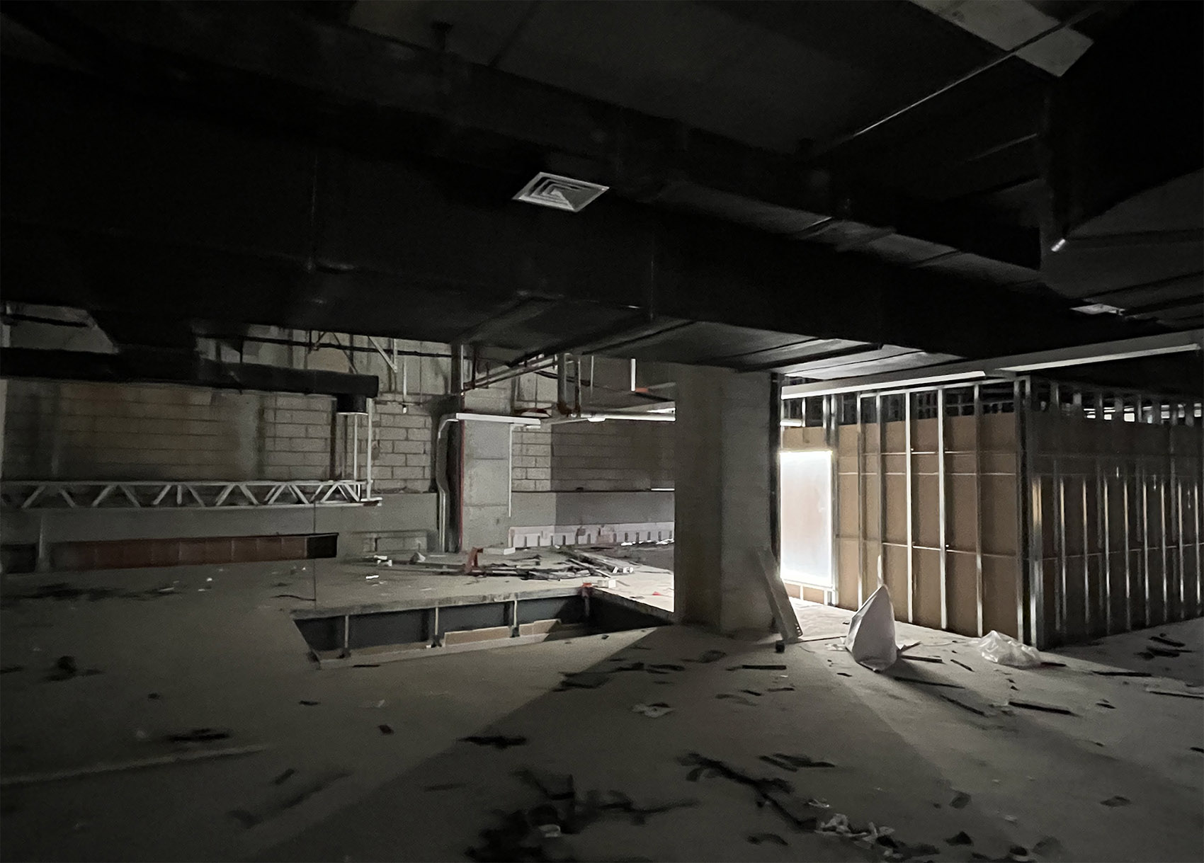 凿壁借景·延锋秀浦路展厅接待空间丨中国上海丨多棵设计-39