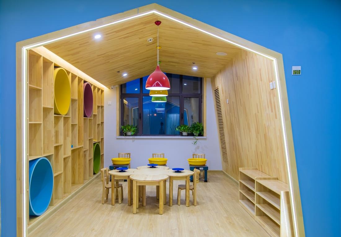 童趣盎然的“触摸”幼儿园-23