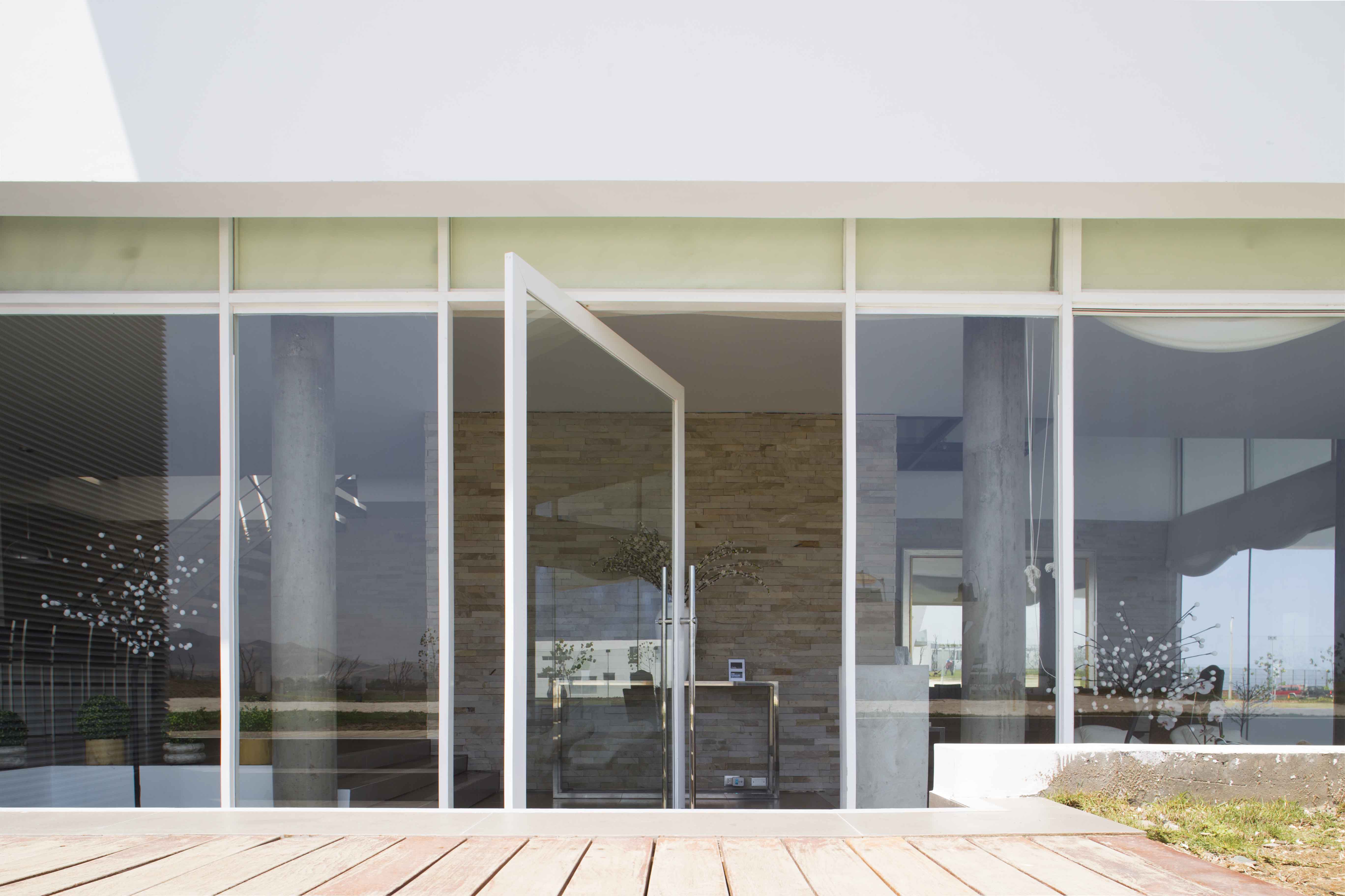 三立方体秘鲁海滩别墅 | 创新空间设计，三家庭共享和谐生活-33