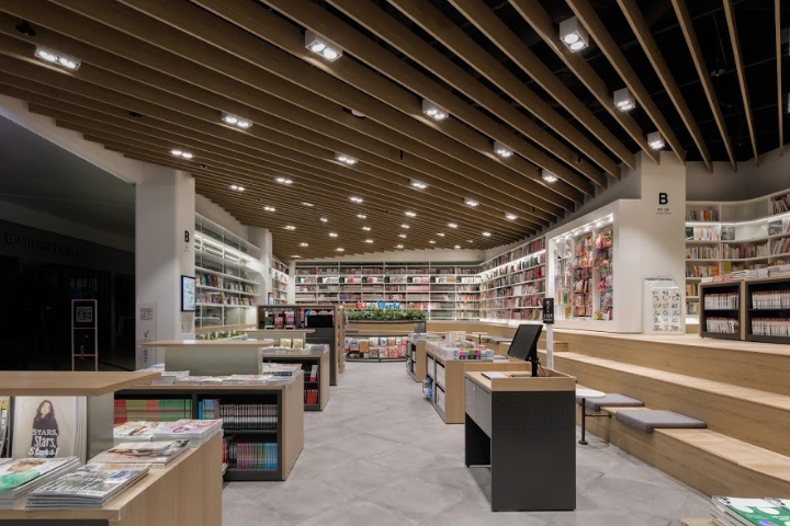 第一广场 YP 图书-1