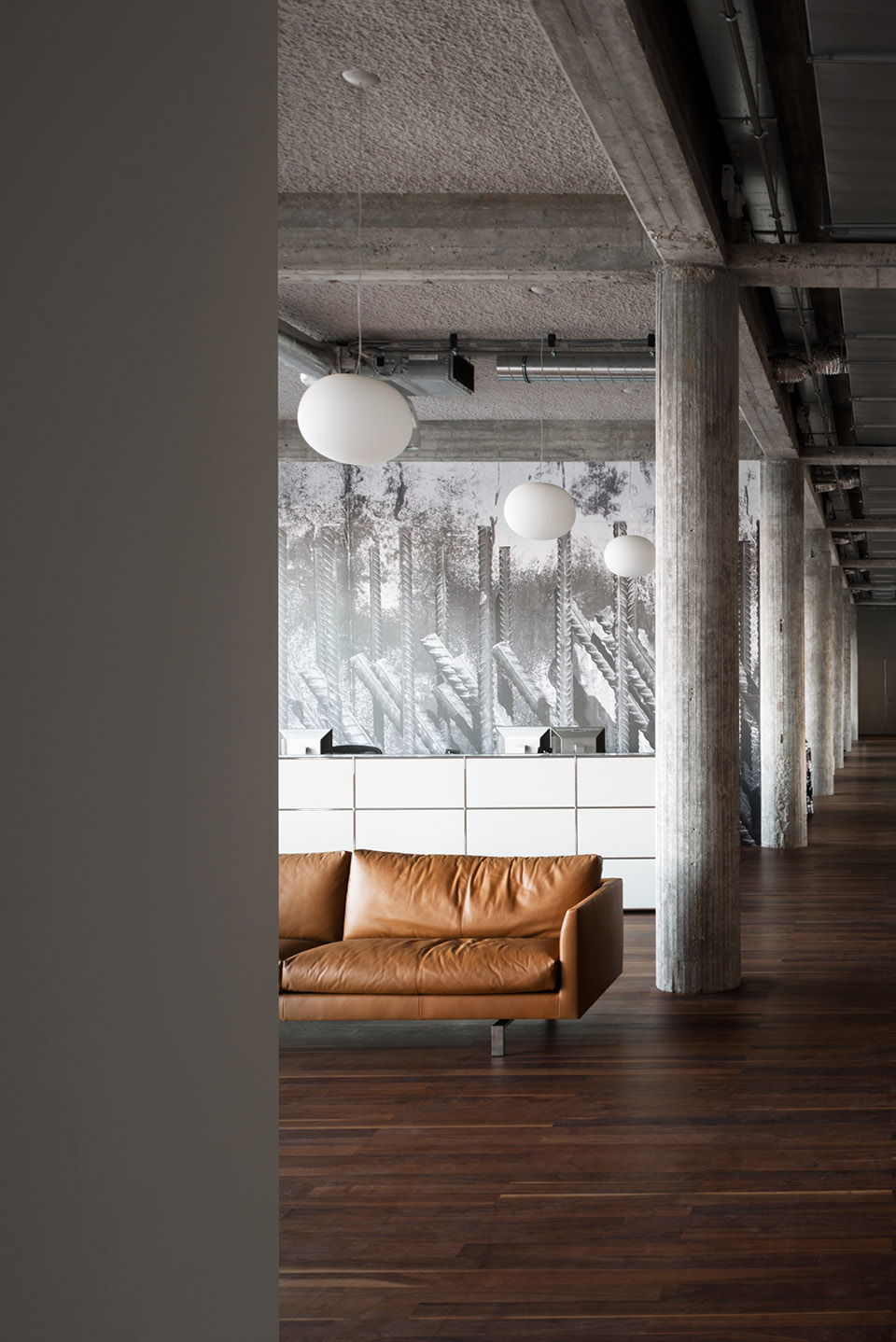 粗犷与优雅共生:KAAN建筑事务所鹿特丹新总部 / KAAN Architecten-23