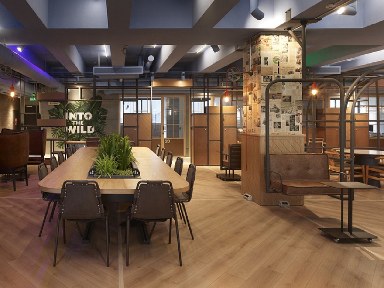 伊斯坦布尔 Kolektif 办公空间 | 木质现代的改造艺术-7