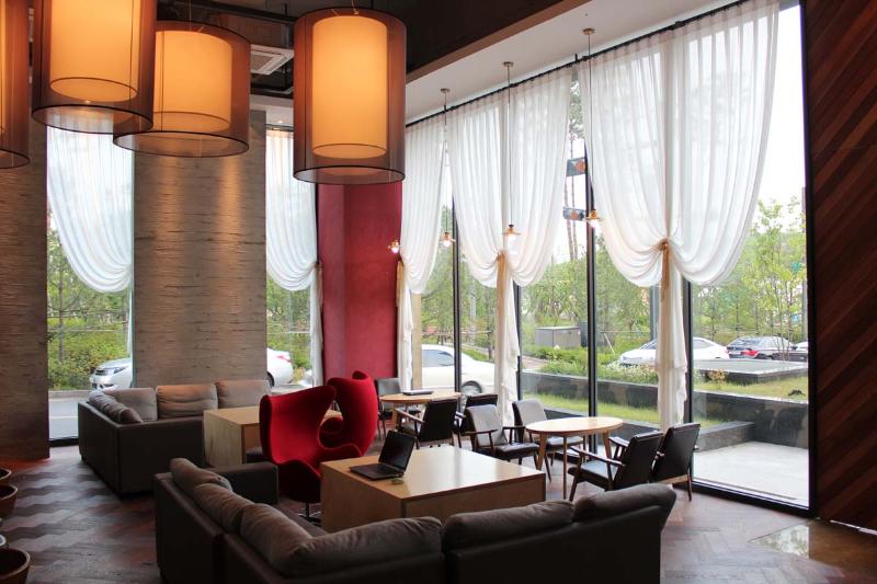 温哥华现代小清新咖啡馆设计-12