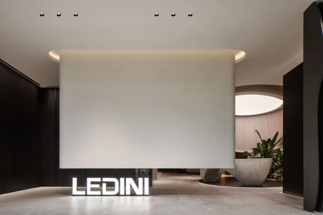 LEDINI雷狄尼展厅丨STUDIO.Y室内设计事务所-7