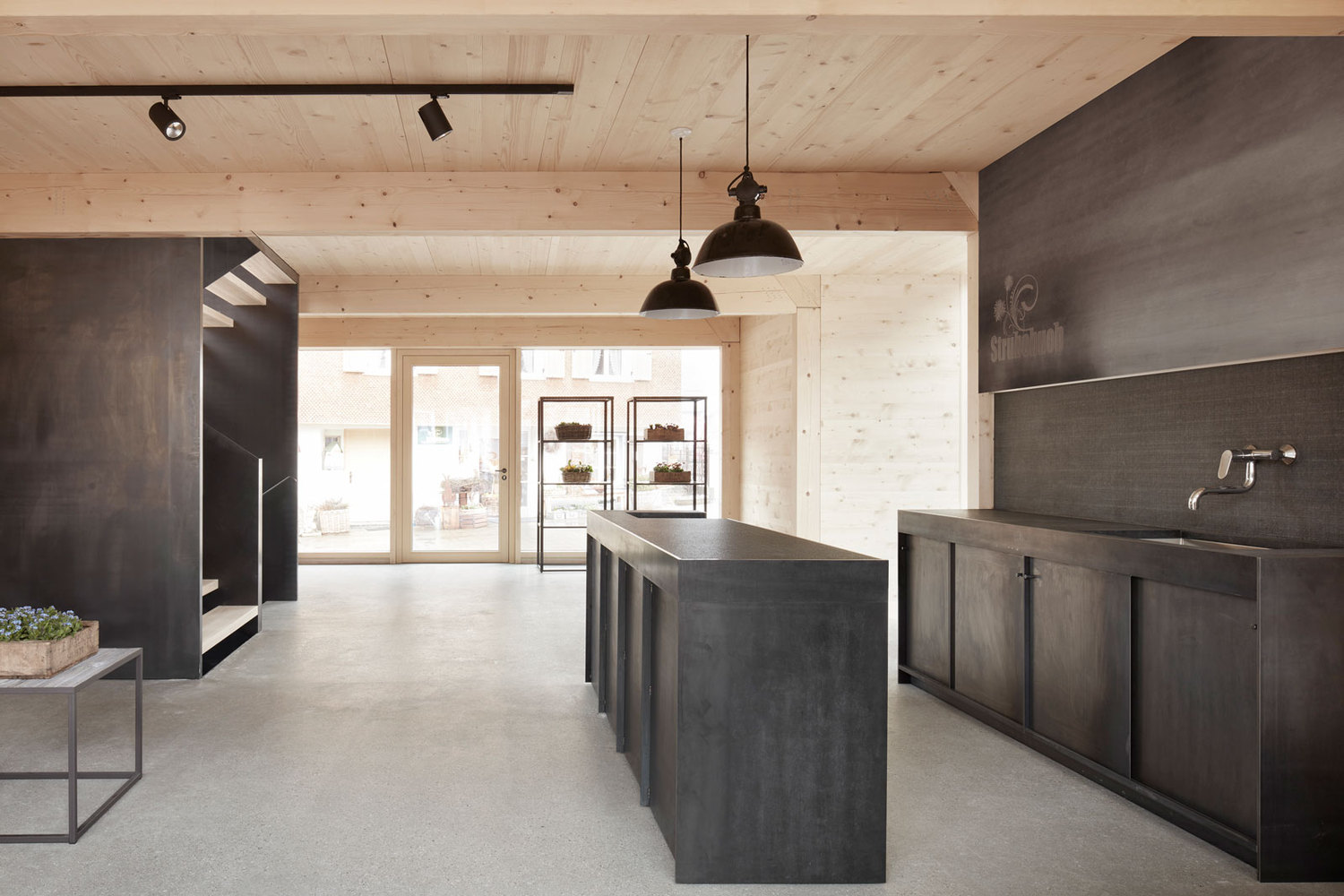 Gardening Shop Strubobuob  Innauer-29